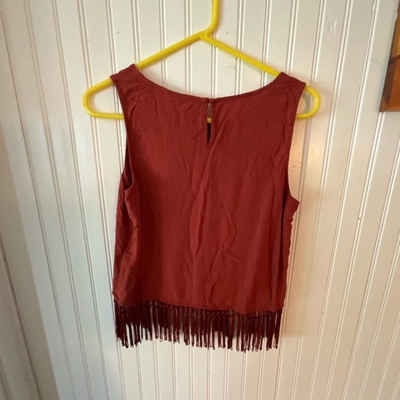 New Look Burnt Orange / Red Fringe Cropped Top (size 12) - Picture 3 of 3